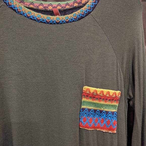 Bellamie, Green Tunic, Gorgeous detail, size medium - Picture 3 of 5